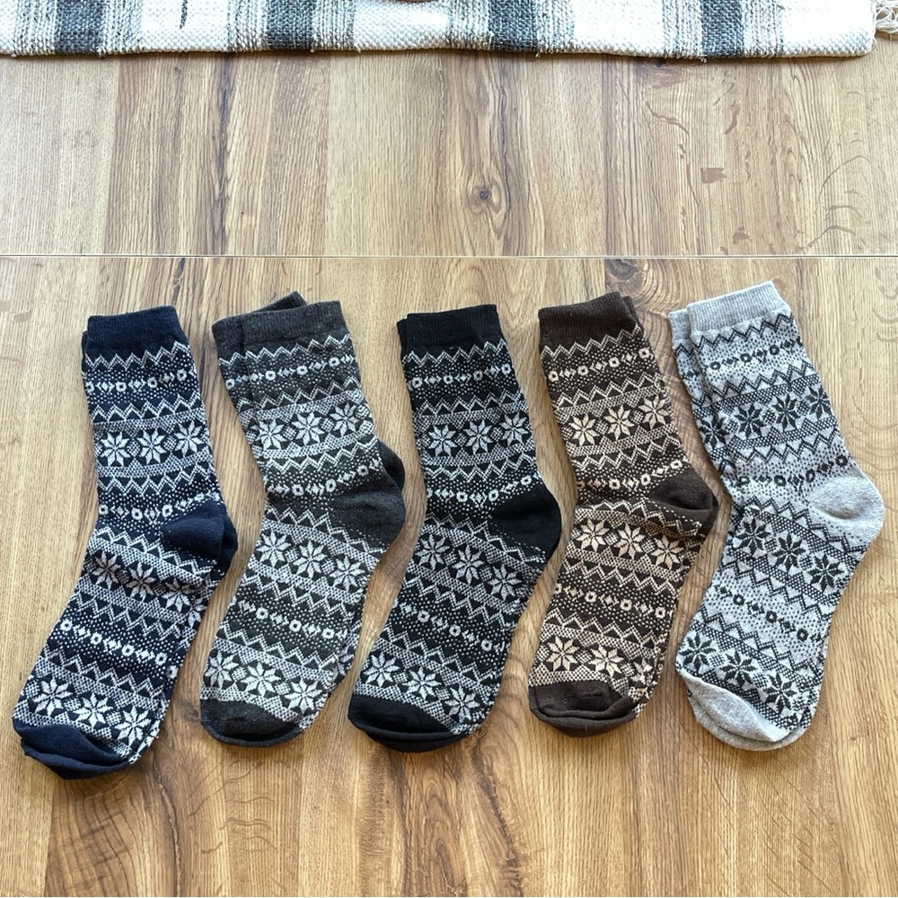 NWOT | Cozy Socks | 5 Pairs